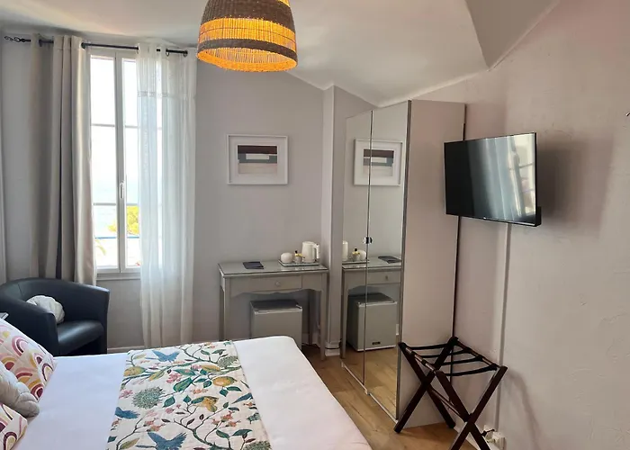 Hotel Eden - La Baigneuse