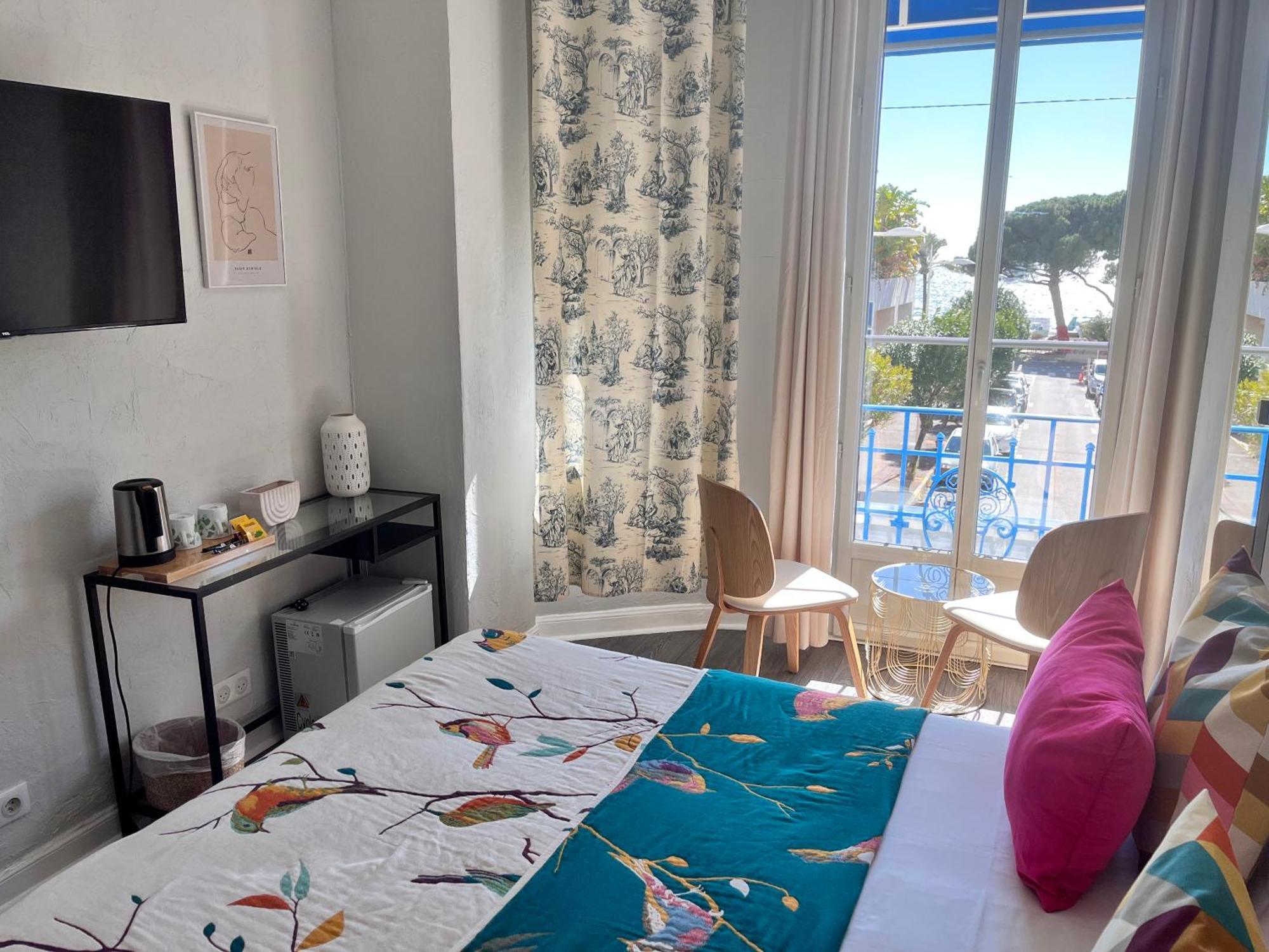 Hotel Eden - La Baigneuse 3*
